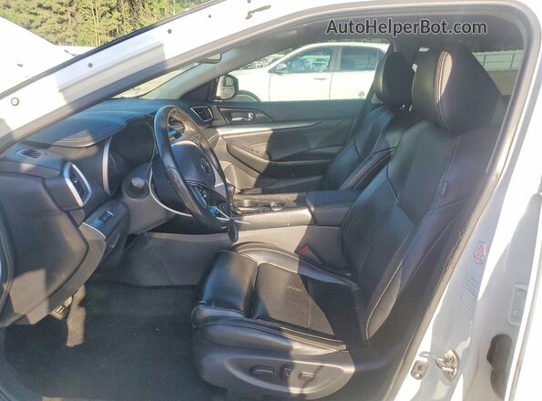 1N4AA6AP6JC375669 2018 NISSAN MAXIMA White Widok wnętrza z przodu