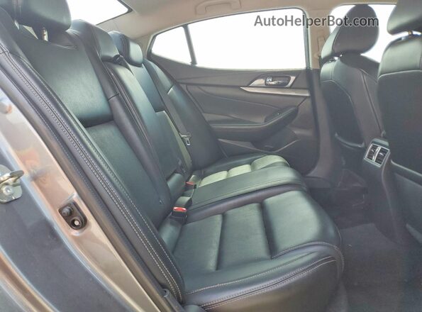 1N4AA6AP6JC378605 2018 NISSAN MAXIMA Gray Rear seats view