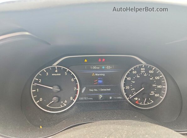 1N4AA6AP7HC374699 2017 NISSAN MAXIMA Charcoal Սարքավորումների վահանակի տեսք