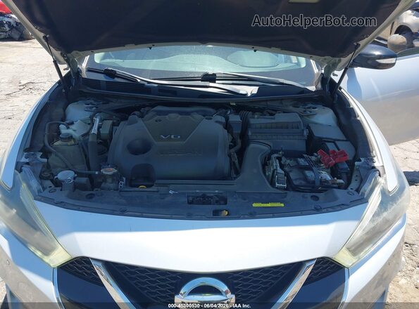 1N4AA6AP7JC390858 2018 NISSAN MAXIMA Silver უკანა ხედი