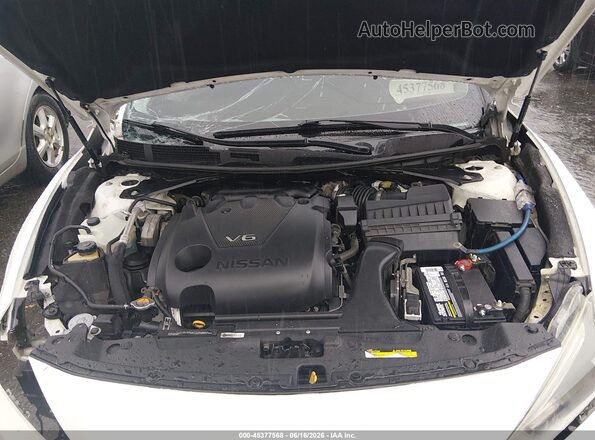 1N4AA6AP7JC393002 2018 NISSAN MAXIMA White Widok z tyłu
