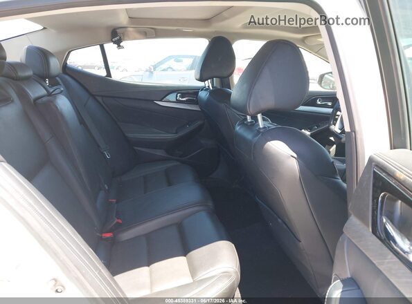 1N4AA6AP8HC370239 2017 NISSAN MAXIMA White VIN კოდის სტიკერის ხედი