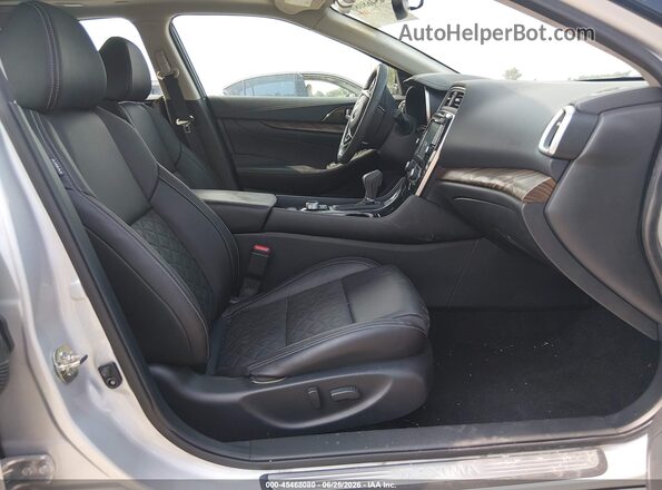 1N4AA6AP8HC421996 2017 NISSAN MAXIMA Silver წინა სალონის ხედი