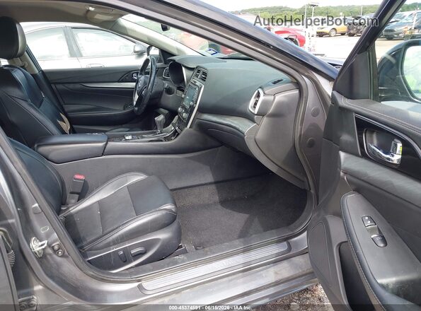 1N4AA6AP8JC368643 2018 NISSAN MAXIMA Gray Front interior view
