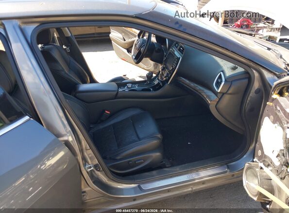 1N4AA6AP9JC363046 2018 NISSAN MAXIMA Gray წინა სალონის ხედი