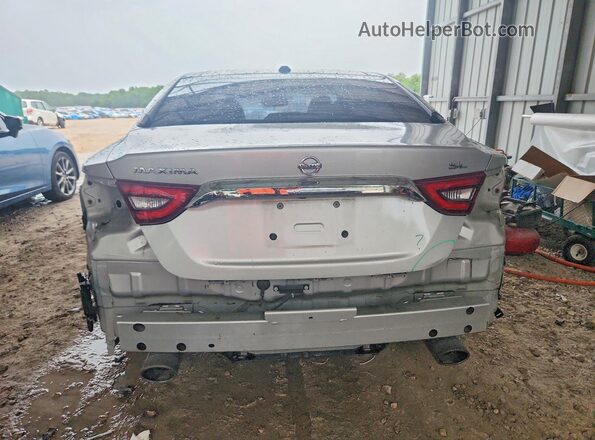 1N4AA6AP9JC384561 2018 NISSAN MAXIMA Серебряный Вид сзади