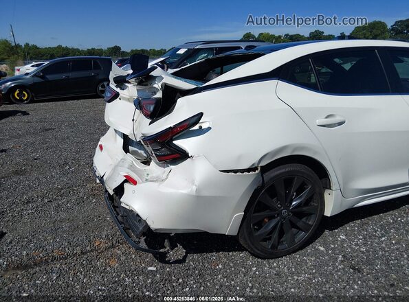 1N4AA6AV0KC375070 2019 NISSAN MAXIMA White Widok z przodu