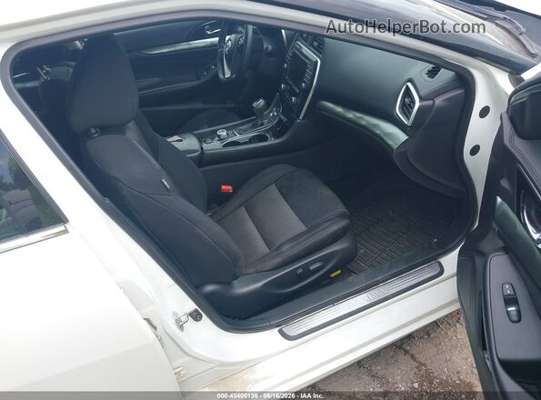 1N4AA6AV5KC384623 2019 NISSAN MAXIMA White წინა სალონის ხედი