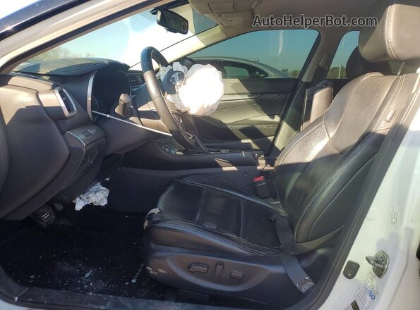 1N4AA6AV6KC371654 2019 NISSAN MAXIMA White Front interior view