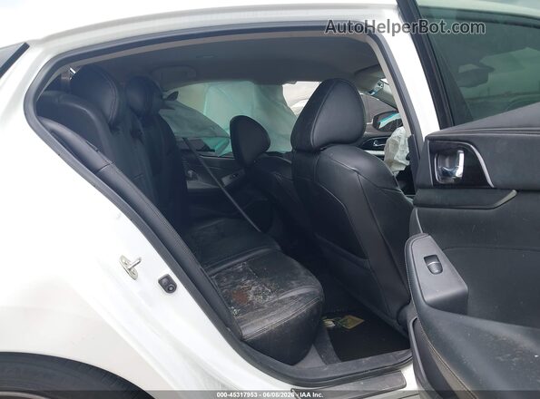 1N4AA6AV7KC367550 2019 NISSAN MAXIMA White VIN կոդի պիտակի տեսք