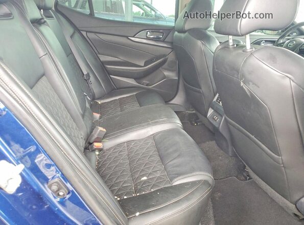 1N4AA6AV7KC369721 2019 NISSAN MAXIMA Blue Rear seats view