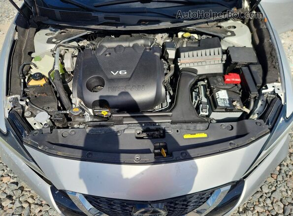 1N4AA6CV7LC372102 2020 NISSAN MAXIMA Silver Rear interior view