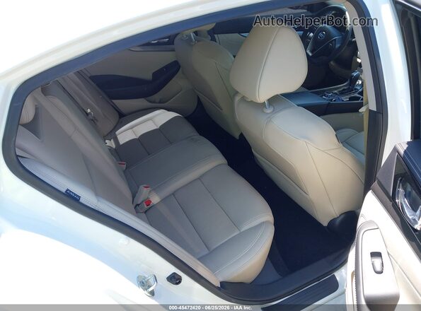 1N4AA6CV8NC508675 2022 NISSAN MAXIMA White Vista de la etiqueta del VIN