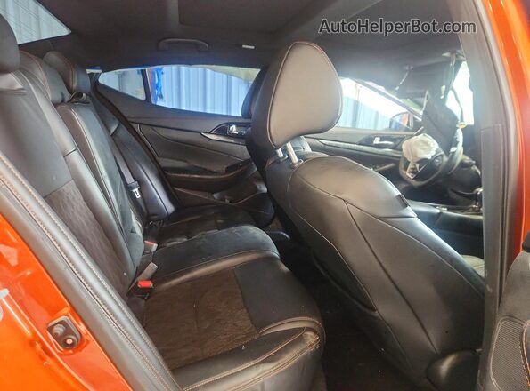 1N4AA6EV7LC370332 2020 NISSAN MAXIMA Orange Rear seats view