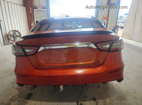 1N4AA6EV7LC370332 2020 NISSAN MAXIMA Orange Rear view