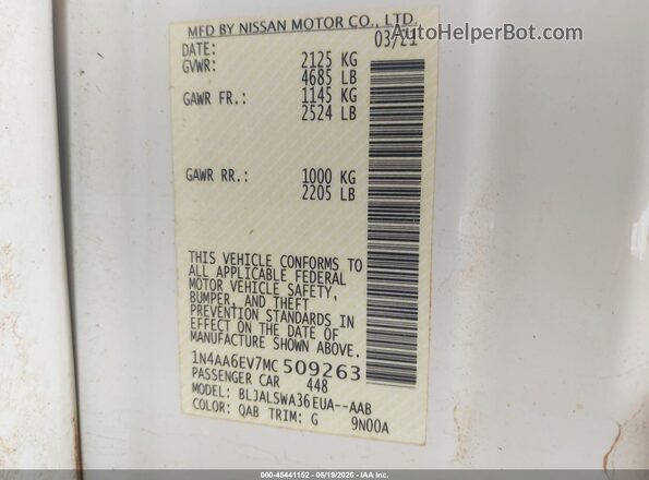 1N4AA6EV7MC509263 2021 NISSAN MAXIMA White Engine compartment view