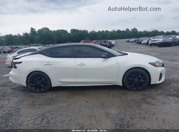 1N4AA6EV7MC509263 2021 NISSAN MAXIMA White Rear interior view