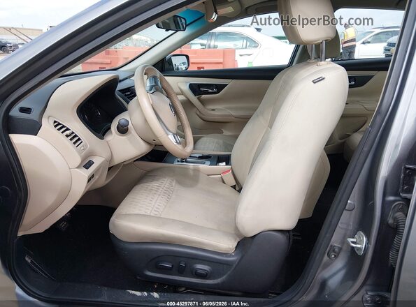 1N4AL3AP0GC192673 2016 NISSAN ALTIMA Gray Widok wnętrza z przodu