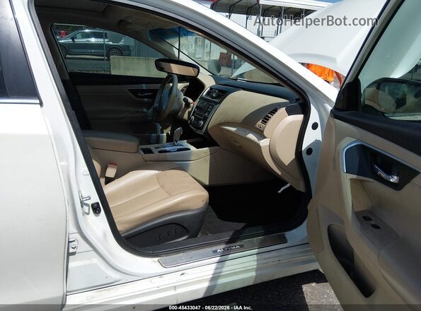 1N4AL3AP0GC295494 2016 NISSAN ALTIMA White Սալոնի դիմացի տեսք