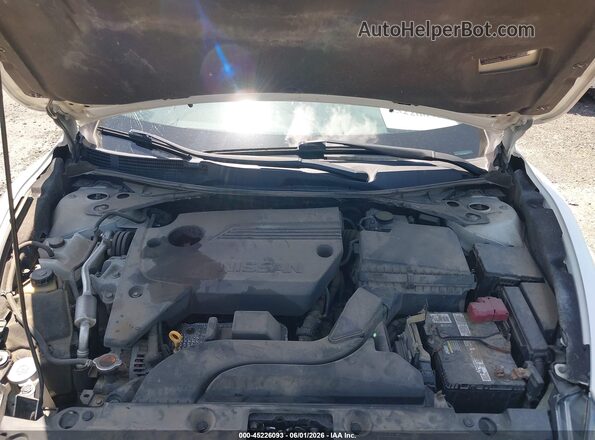 1N4AL3AP0GN325047 2016 NISSAN ALTIMA White Вид ззаду