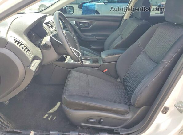 1N4AL3AP0GN343080 2016 NISSAN ALTIMA White Front interior view