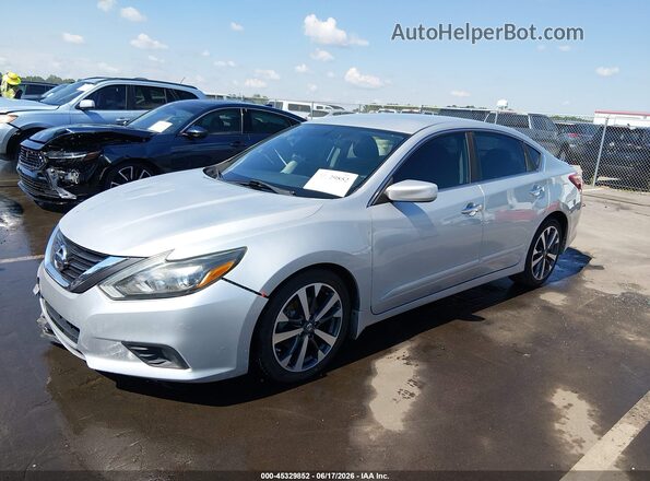 1N4AL3AP0HC117800 2017 NISSAN ALTIMA Silver Передня ліва чверть