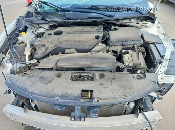 1N4AL3AP0HC149310 2017 NISSAN ALTIMA White Widok wnętrza z tyłu