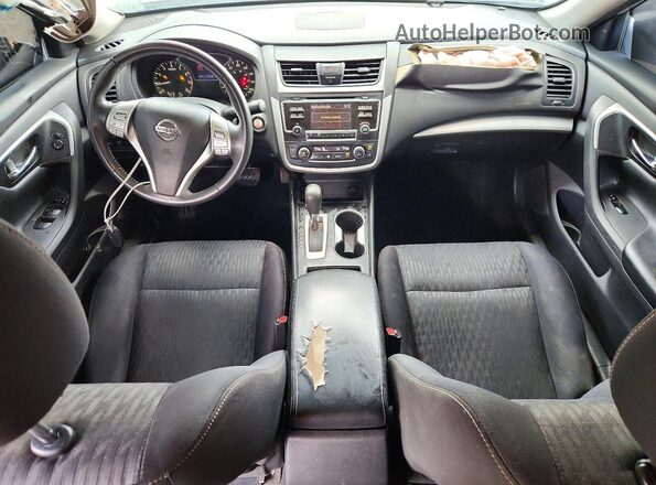 1N4AL3AP0HC201941 2017 NISSAN ALTIMA Silver Widok deski rozdzielczej