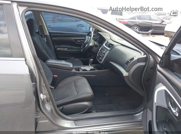 1N4AL3AP0HC202751 2017 NISSAN ALTIMA Gray Front interior view