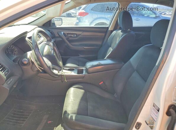 1N4AL3AP0HC282312 2017 NISSAN ALTIMA White Front interior view