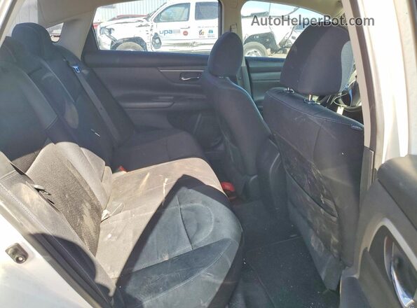 1N4AL3AP0HC282312 2017 NISSAN ALTIMA White Rear seats view