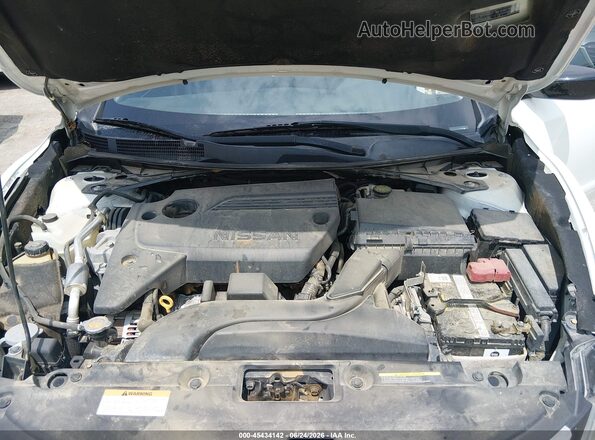 1N4AL3AP0HN339127 2017 NISSAN ALTIMA White Հետևի տեսք
