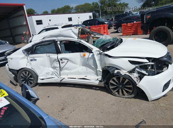1N4AL3AP0JC163410 2018 NISSAN ALTIMA White Սարքավորումների վահանակի տեսք