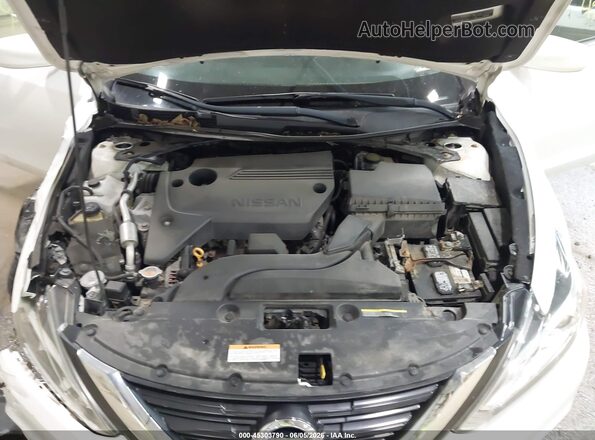 1N4AL3AP0JC174584 2018 NISSAN ALTIMA White Вид ззаду