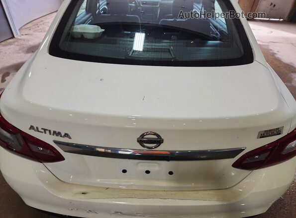1N4AL3AP0JC174746 2018 NISSAN ALTIMA White 