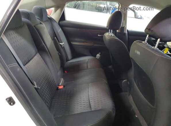 1N4AL3AP0JC235433 2018 NISSAN ALTIMA White Rear seats view