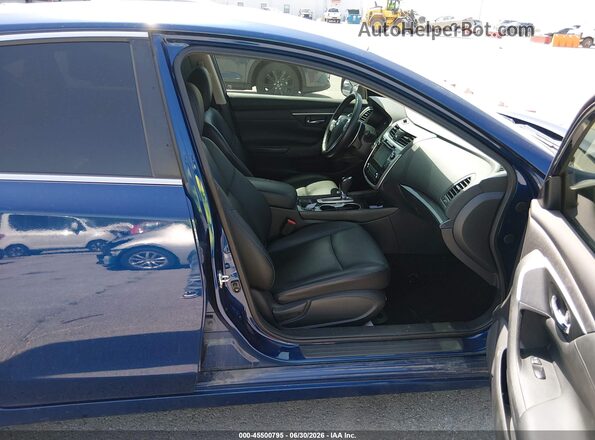 1N4AL3AP0JC256993 2018 NISSAN ALTIMA Синий Вид салона спереди