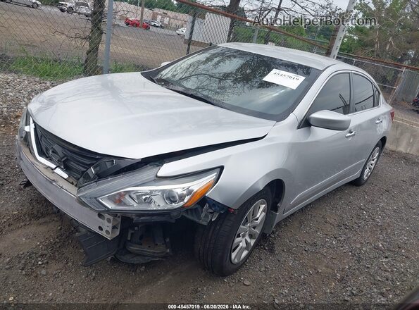 1N4AL3AP0JC268464 2018 NISSAN ALTIMA Silver Vista tres cuartos delantera izquierda