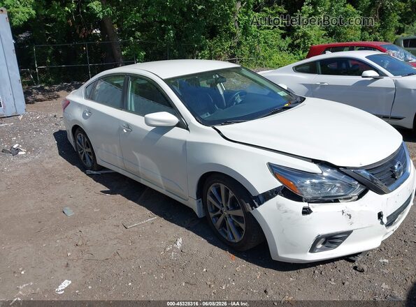 1N4AL3AP0JC276256 2018 NISSAN ALTIMA White 