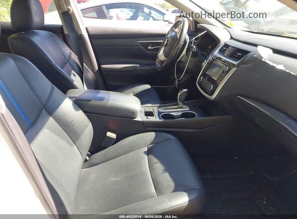 1N4AL3AP0JC276256 2018 NISSAN ALTIMA White 
