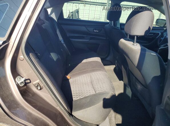 1N4AL3AP1GC132580 2016 NISSAN ALTIMA Gray Rear seats view