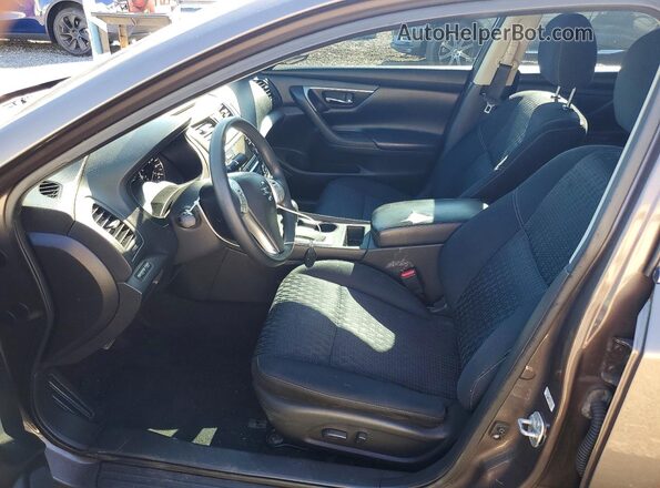 1N4AL3AP1GC132580 2016 NISSAN ALTIMA Gray Front interior view