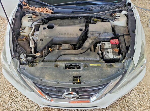 1N4AL3AP1GC171976 2016 NISSAN ALTIMA Белый Вид задней части салона