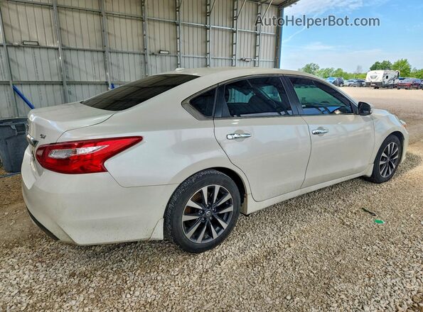 1N4AL3AP1GC171976 2016 NISSAN ALTIMA Белый Задняя правая четверть