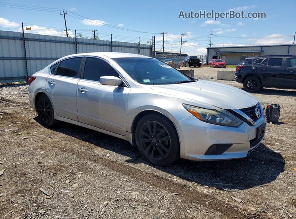 1N4AL3AP1HC132175 2017 NISSAN ALTIMA Серебряный Передняя правая четверть