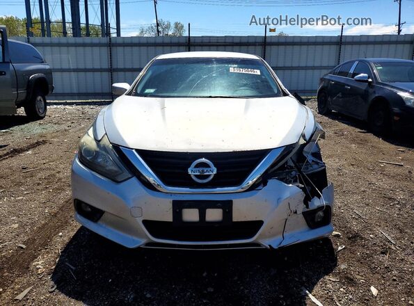 1N4AL3AP1HC132175 2017 NISSAN ALTIMA Серебряный Вид спереди