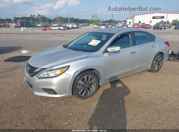1N4AL3AP1HC169002 2017 NISSAN ALTIMA Gray Vista tres cuartos delantera izquierda