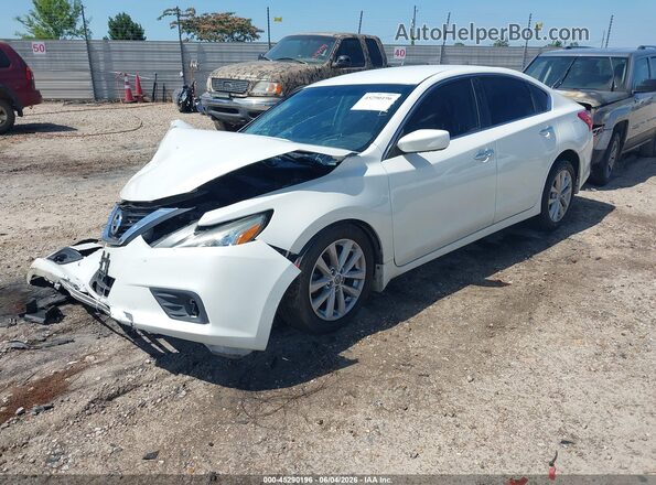 1N4AL3AP1HC204749 2017 NISSAN ALTIMA Белый Передняя левая четверть