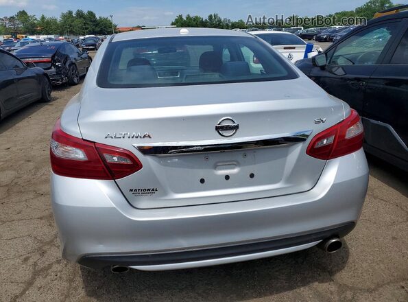 1N4AL3AP1JC110747 2018 NISSAN ALTIMA Silver 