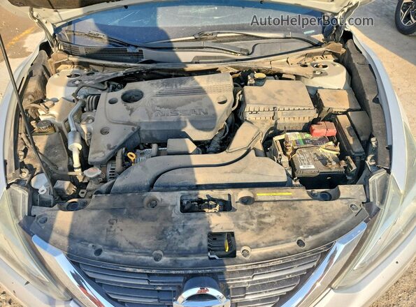 1N4AL3AP1JC137947 2018 NISSAN ALTIMA Silver Սալոնի հետևի տեսք
